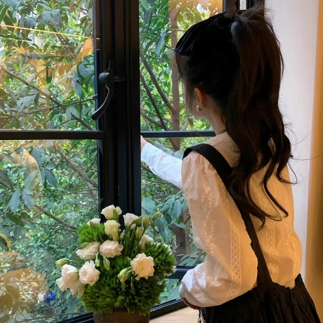 她若星辰照亮我